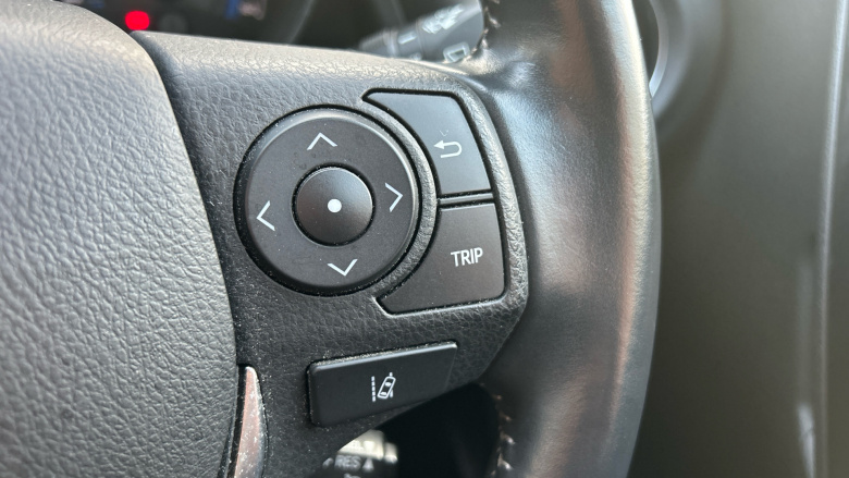 Toyota Auris 1.8 Hybrid Design TSS 5dr CVT [Nav] Hybrid Estate